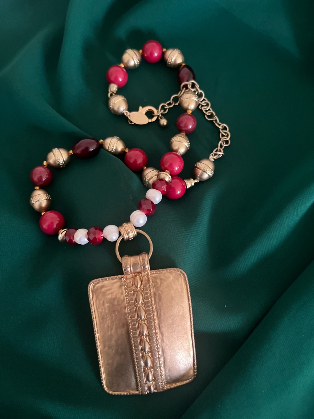 Chico's striking Pink and Gold Beaded Pendant Necklace